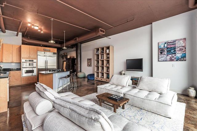 311 W 5TH ST 703, Austin, TX 78701