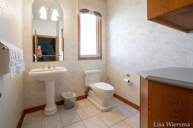 34 Regal Court, Zeeland, MI 49464