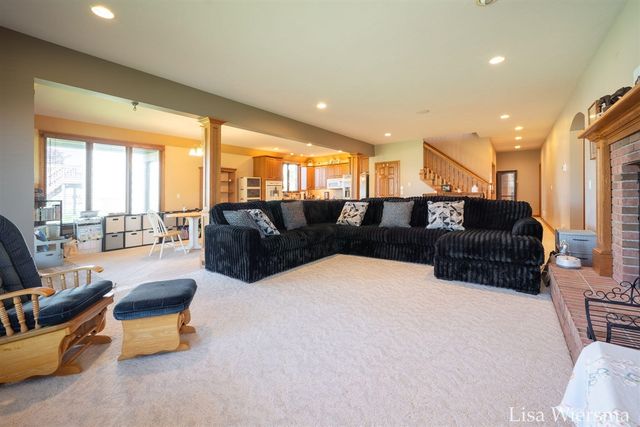 34 Regal Court, Zeeland, MI 49464