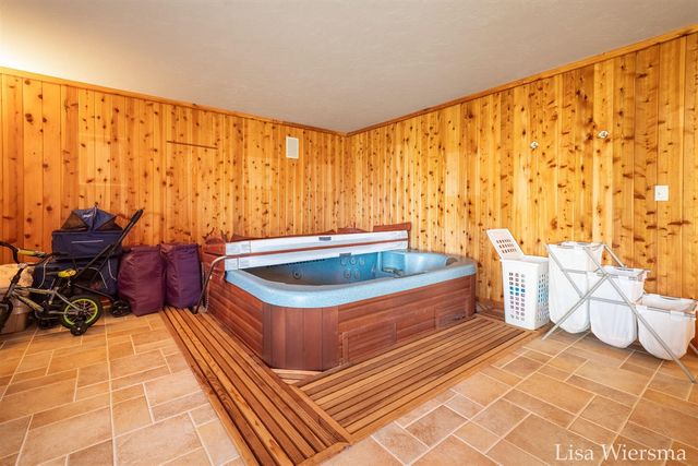 34 Regal Court, Zeeland, MI 49464
