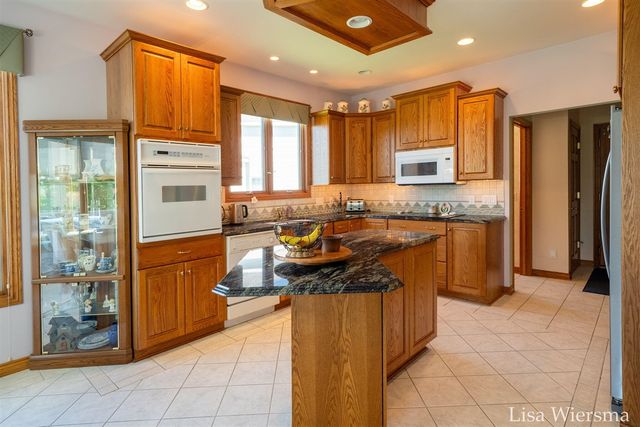 34 Regal Court, Zeeland, MI 49464