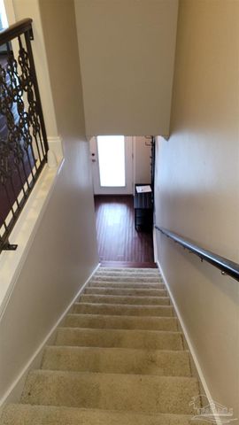 1010 N Hayne St 2, Pensacola, FL 32501