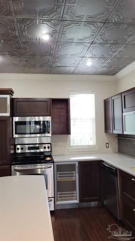 1010 N Hayne St 2, Pensacola, FL 32501