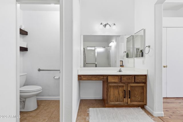 7329 N 82ND Avenue, Glendale, AZ 85303