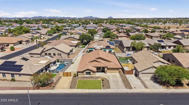7329 N 82ND Avenue, Glendale, AZ 85303