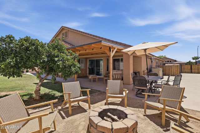 7329 N 82ND Avenue, Glendale, AZ 85303