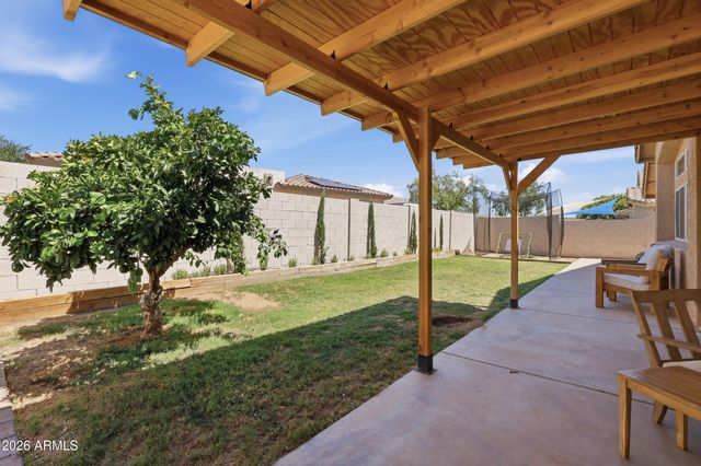 7329 N 82ND Avenue, Glendale, AZ 85303