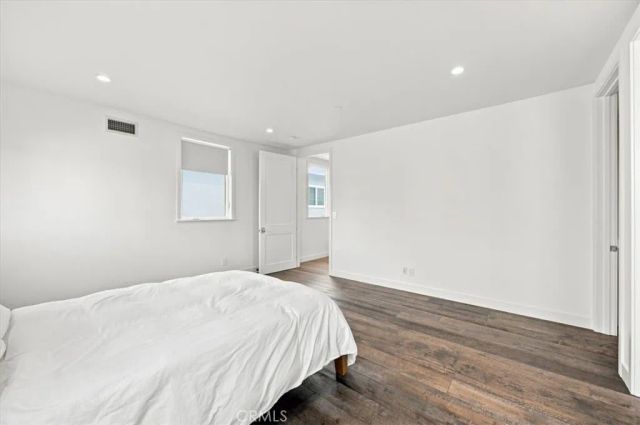 118 Meyer Court, Hermosa Beach, CA 90254