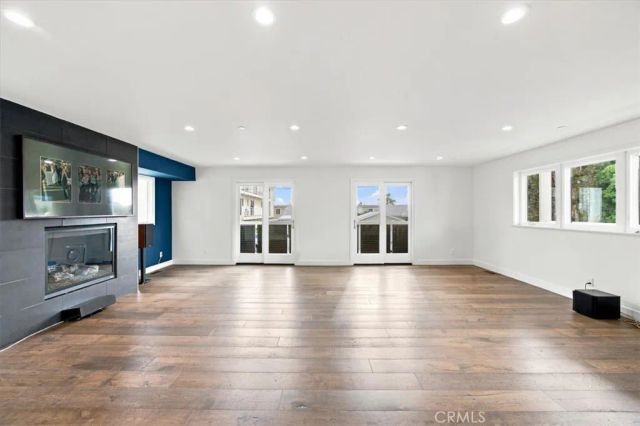 118 Meyer Court, Hermosa Beach, CA 90254