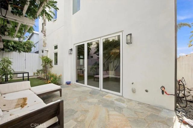 118 Meyer Court, Hermosa Beach, CA 90254