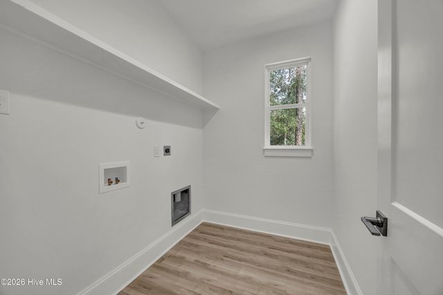 251 Foxcroft Road, Southport, NC 28461