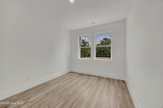 251 Foxcroft Road, Southport, NC 28461