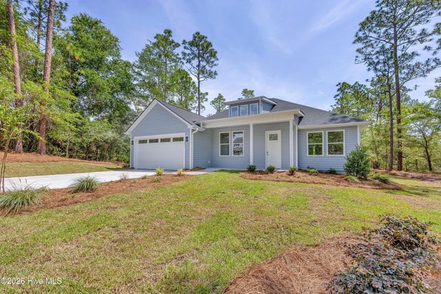251 Foxcroft Road, Southport, NC 28461