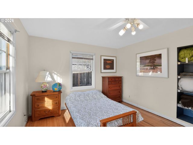 651 WAYNE Dr, Keizer, OR 97303