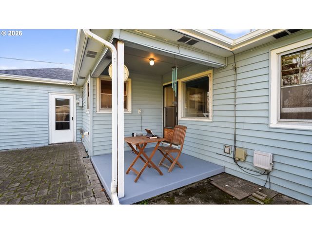 651 WAYNE Dr, Keizer, OR 97303