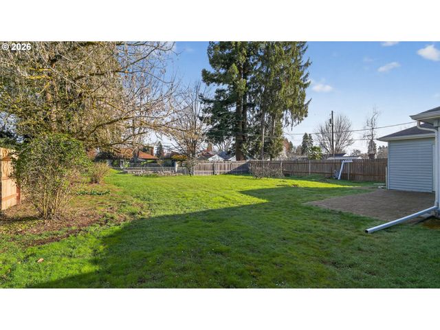 651 WAYNE Dr, Keizer, OR 97303
