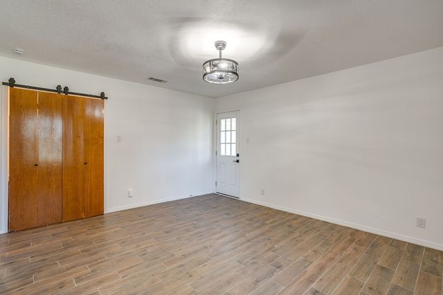 10127 Ravenswood Road, Granbury, TX 76049