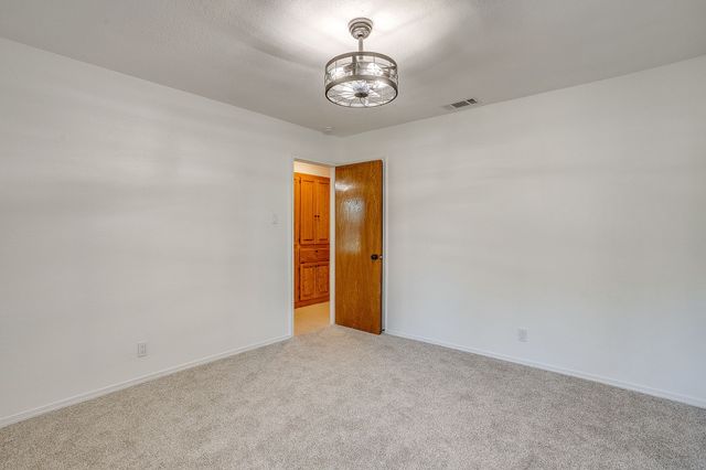 10127 Ravenswood Road, Granbury, TX 76049