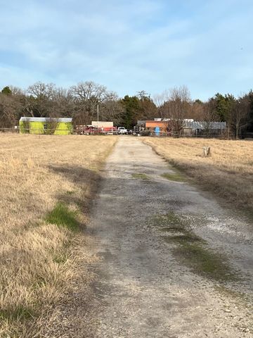 601 Pritchett Lane, Kemp, TX 75143