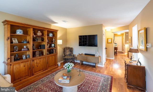 204 CAMSTEN CT, Chesterbrook, PA 19087