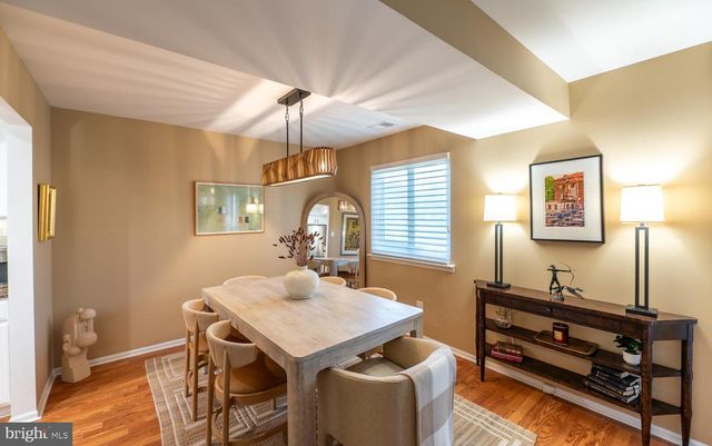 204 CAMSTEN CT, Chesterbrook, PA 19087