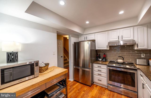 204 CAMSTEN CT, Chesterbrook, PA 19087