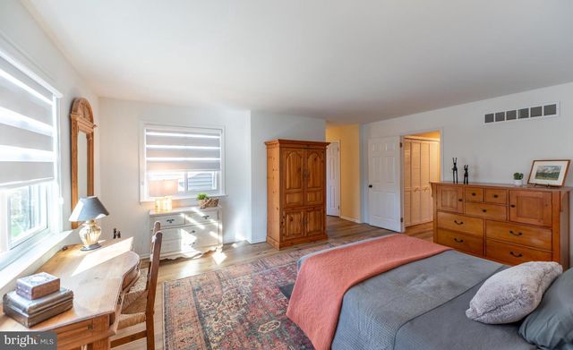 204 CAMSTEN CT, Chesterbrook, PA 19087