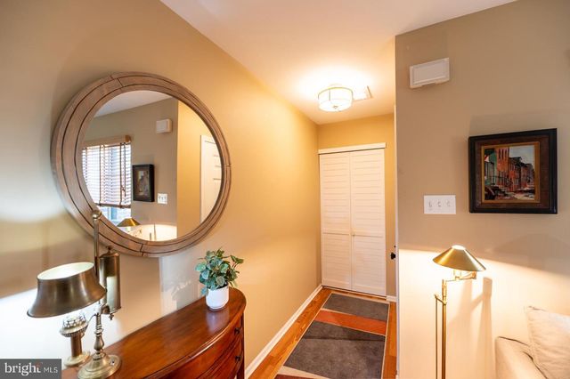 204 CAMSTEN CT, Chesterbrook, PA 19087