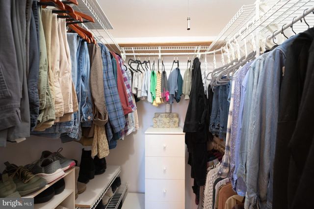 204 CAMSTEN CT, Chesterbrook, PA 19087