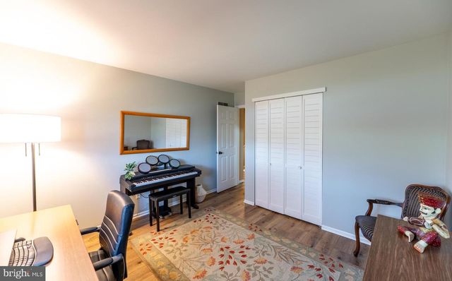 204 CAMSTEN CT, Chesterbrook, PA 19087