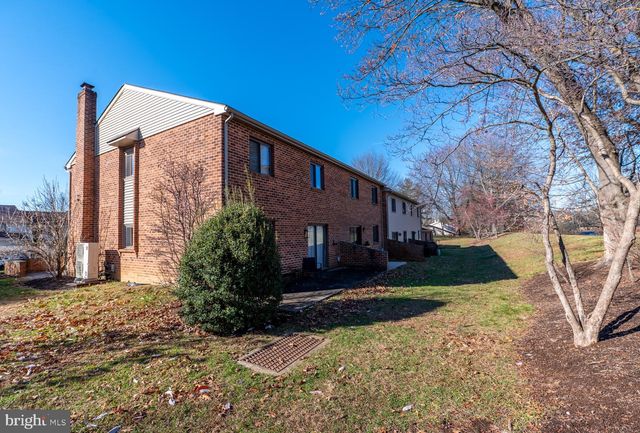 204 CAMSTEN CT, Chesterbrook, PA 19087