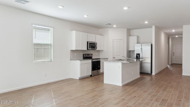 16167 N Catanzaro Drive, Maricopa, AZ 85138
