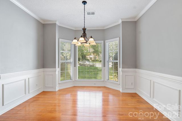 2040 Swaim Drive, Matthews, NC 28105