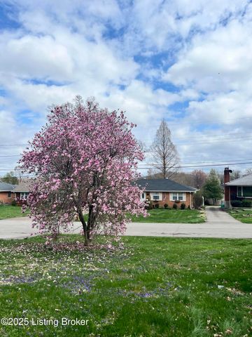 7710 Sierra Trail, Louisville, KY 40214