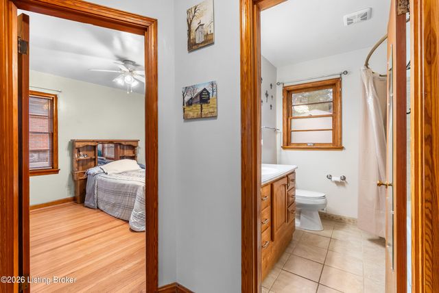 7710 Sierra Trail, Louisville, KY 40214