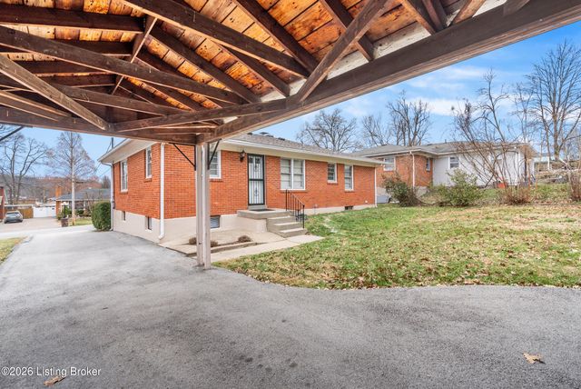 7710 Sierra Trail, Louisville, KY 40214