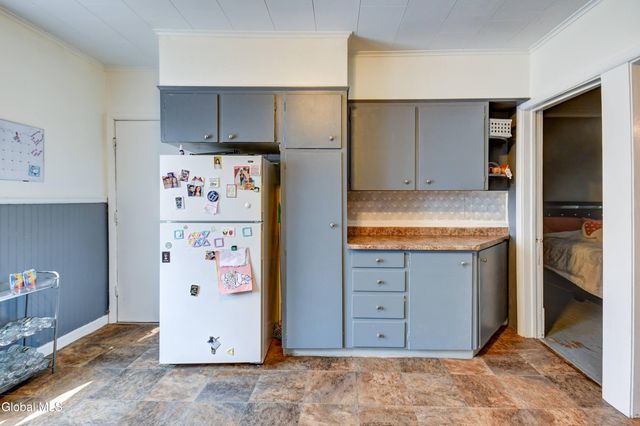 127 Kingsboro Avenue, Gloversville, NY 12078