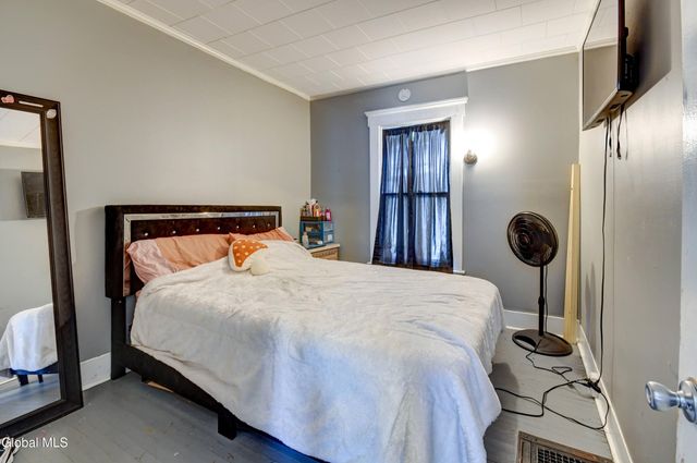 127 Kingsboro Avenue, Gloversville, NY 12078