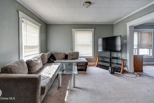 127 Kingsboro Avenue, Gloversville, NY 12078