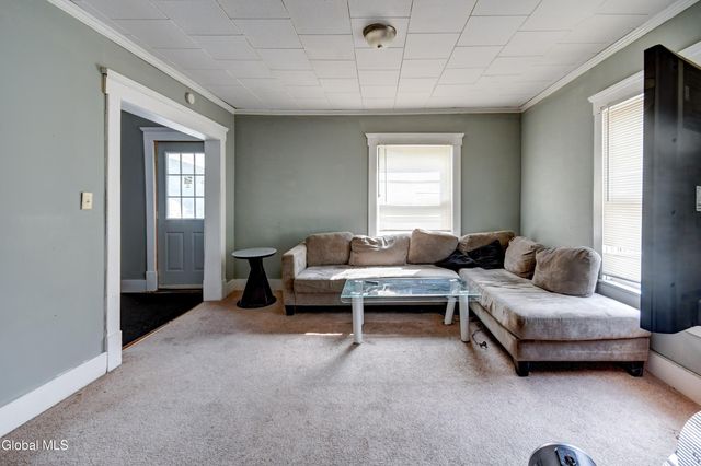 127 Kingsboro Avenue, Gloversville, NY 12078