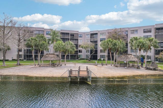 1101 Colony Point Circle 404, Pembroke Pines, FL 33026