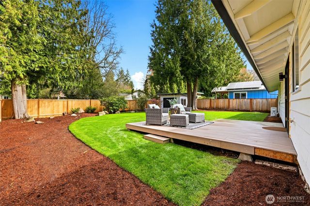 8810 NE 138th Street, Kirkland, WA 98034