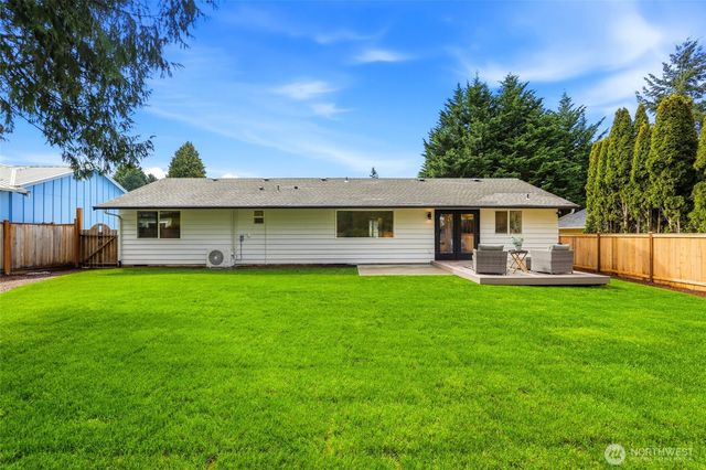 8810 NE 138th Street, Kirkland, WA 98034