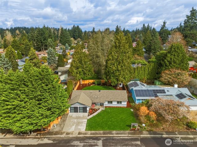 8810 NE 138th Street, Kirkland, WA 98034