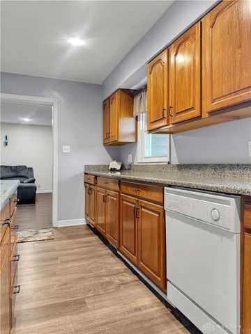 1552 Grimes Circle, Urbana, OH 43078