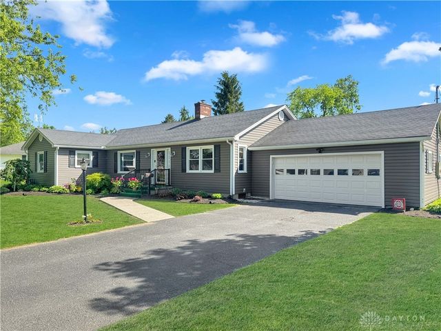 1552 Grimes Circle, Urbana, OH 43078