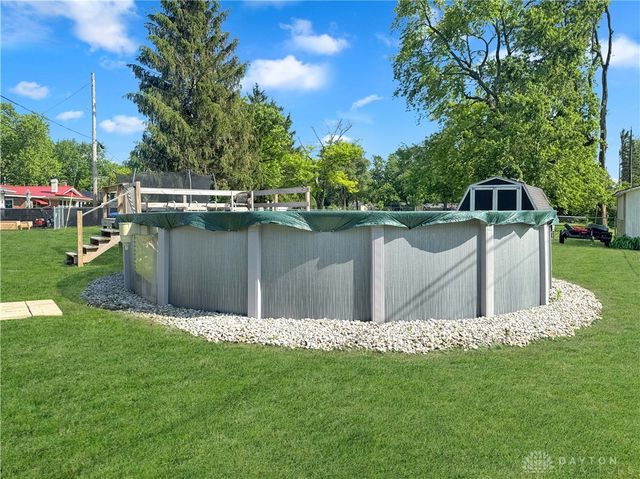 1552 Grimes Circle, Urbana, OH 43078