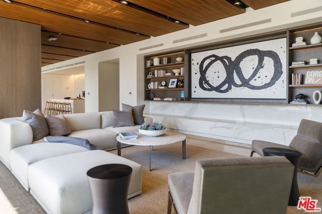 11750 Wilshire Boulevard 1601, Los Angeles, CA 90025