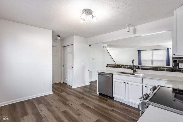 5670 Congressional Place, Indianapolis, IN 46235