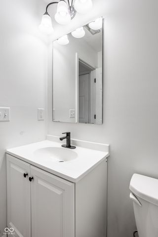 5670 Congressional Place, Indianapolis, IN 46235